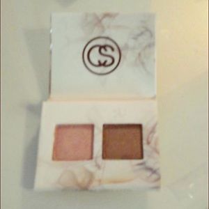 Coastal Scents Revealed Smoky ShadowSample Size